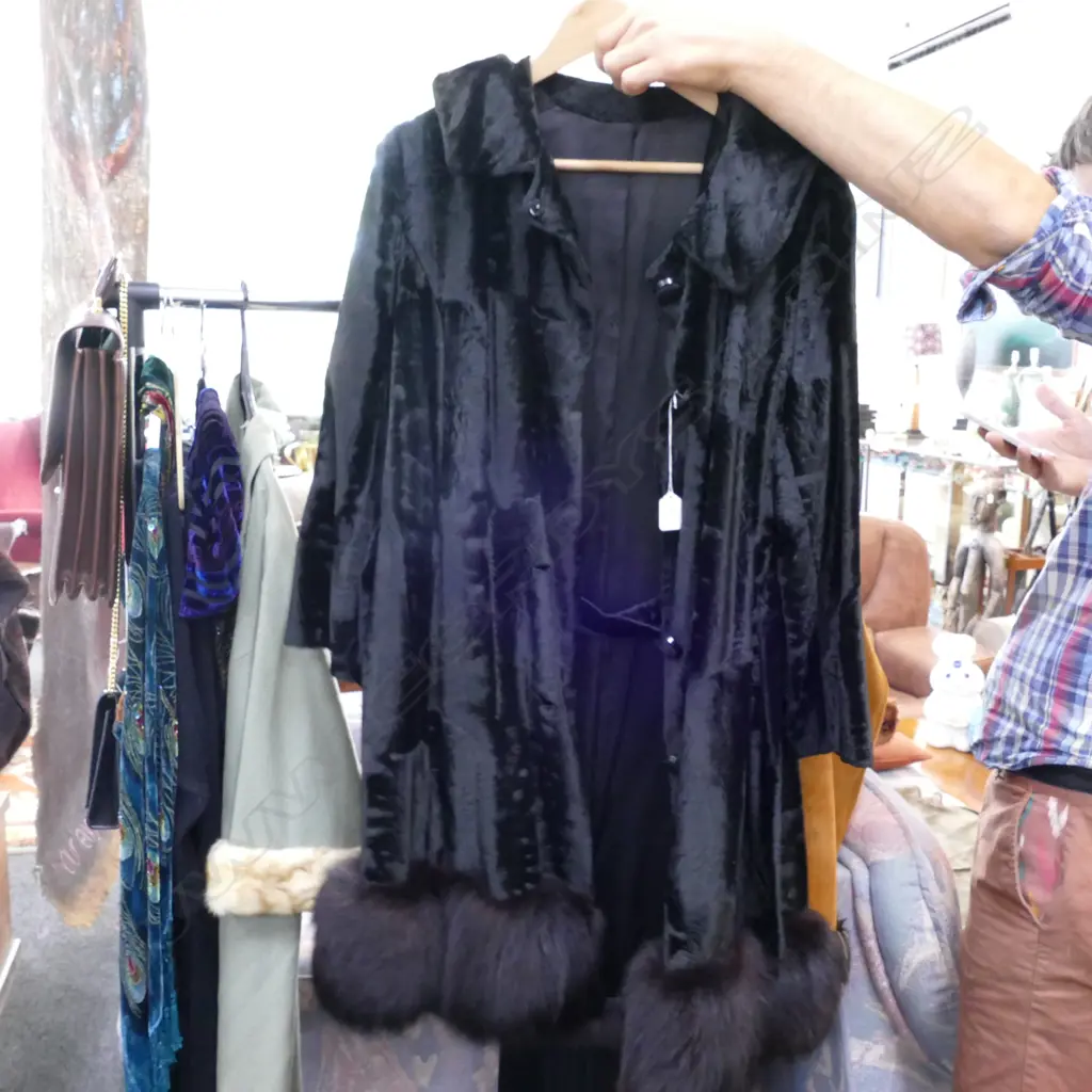 BLACK VELVET "ANNA KARENINA" STYLE COAT WITH FUR TRIM AROUND HEM Image 1++
