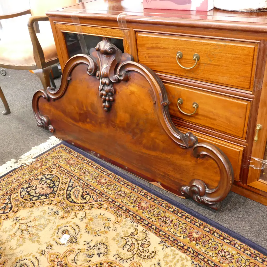 VICT MAHOGANY CHIFFONIER BACK L 1210 MM Image 1++