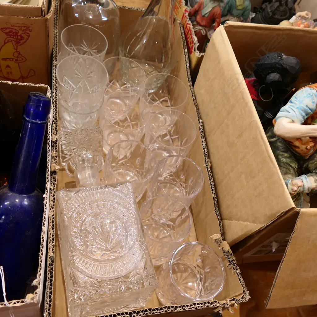 BOX LOT 3 DECANTER & DRINKS SETS Image 1++