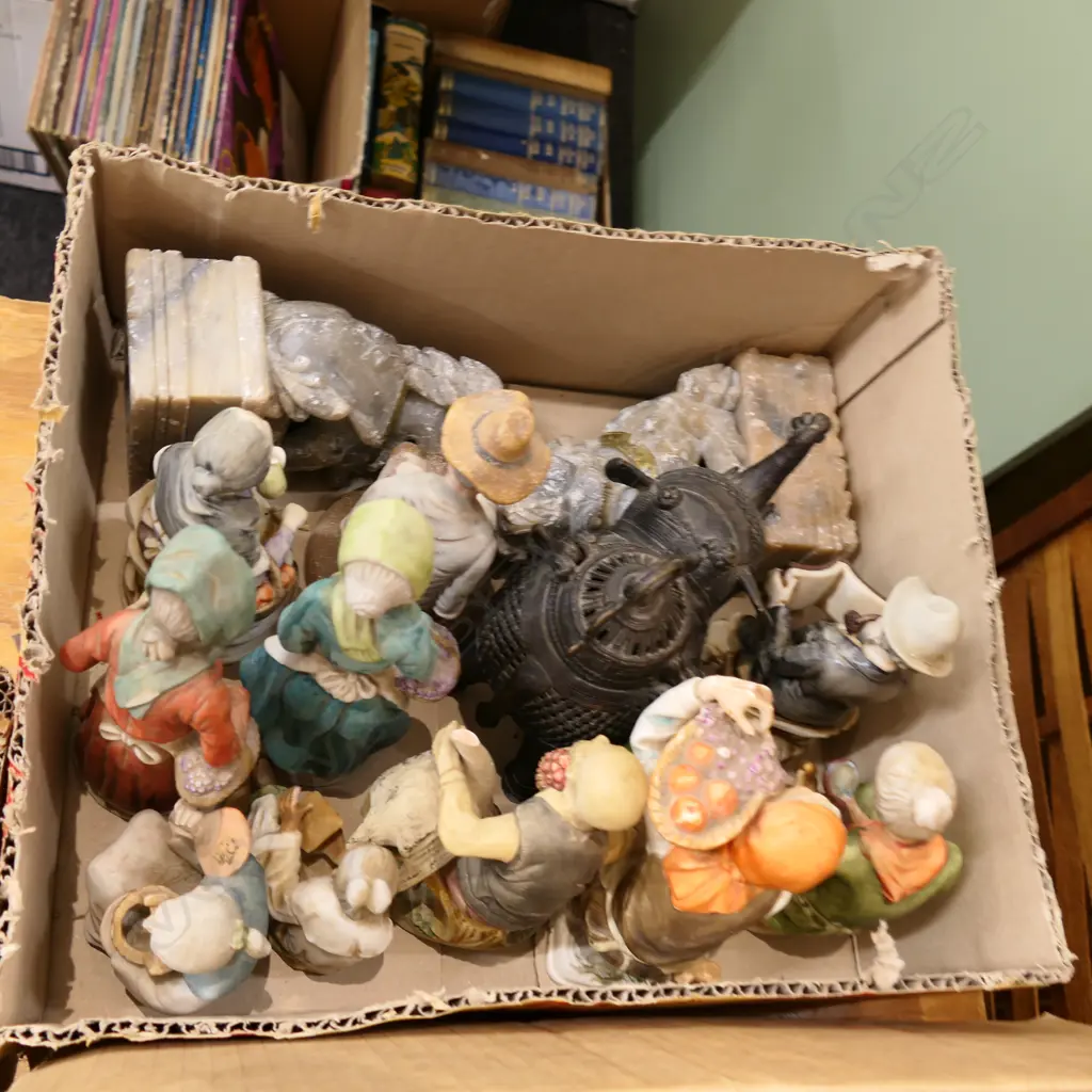 BOX LOT ORIENTAL FIGURINES, SOAPSTONE FU DOGS, ELEPHANT Image 1++