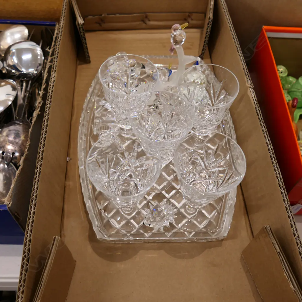 LOT GLASSWARE AND SWAROVSKI ANIMALS ALL AF Image 1++