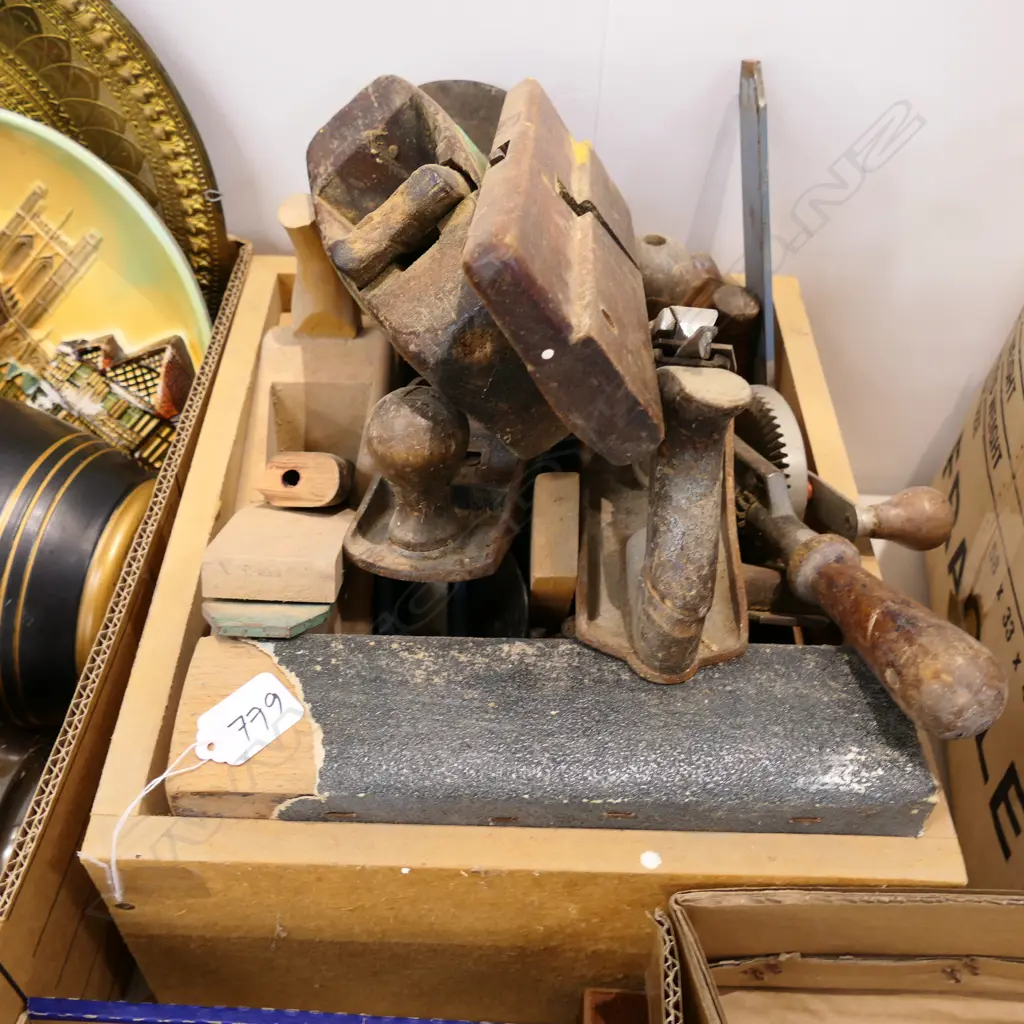BOX LOT OLD TOOLS; PLANES ETC Image 1++