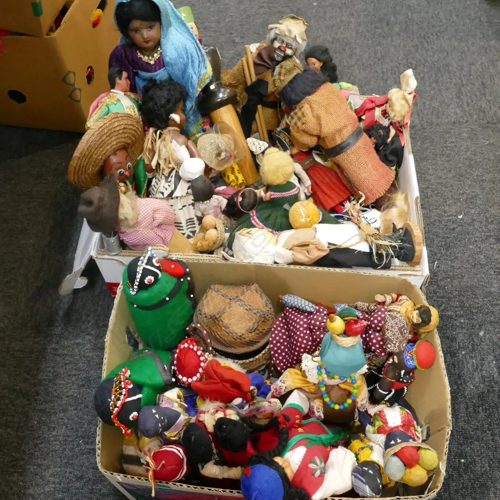 2 BOXES OF COSTUME DOLLS Image 1++