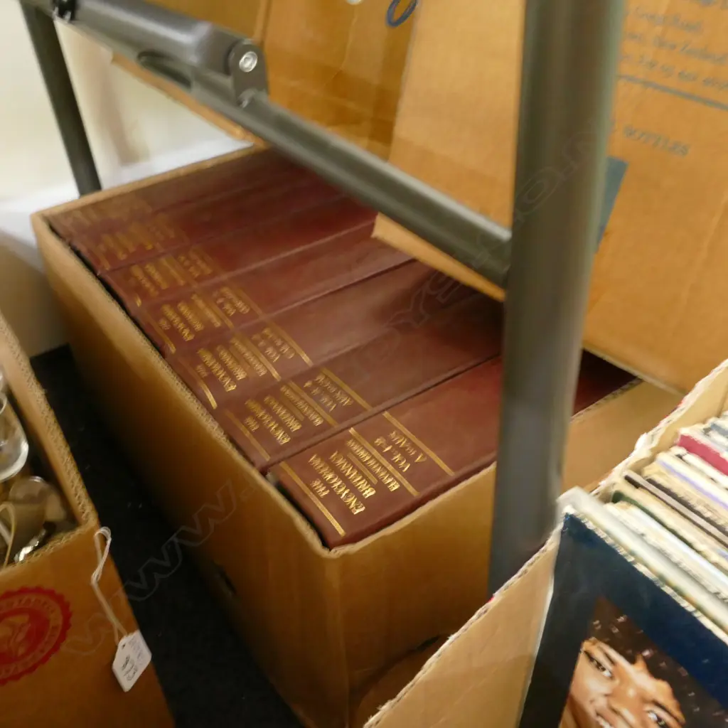 BOX LOT ENCYLOPEDIA BRITANNICA VOLS. 1 - 16 (8 BOOKS) Image 1++