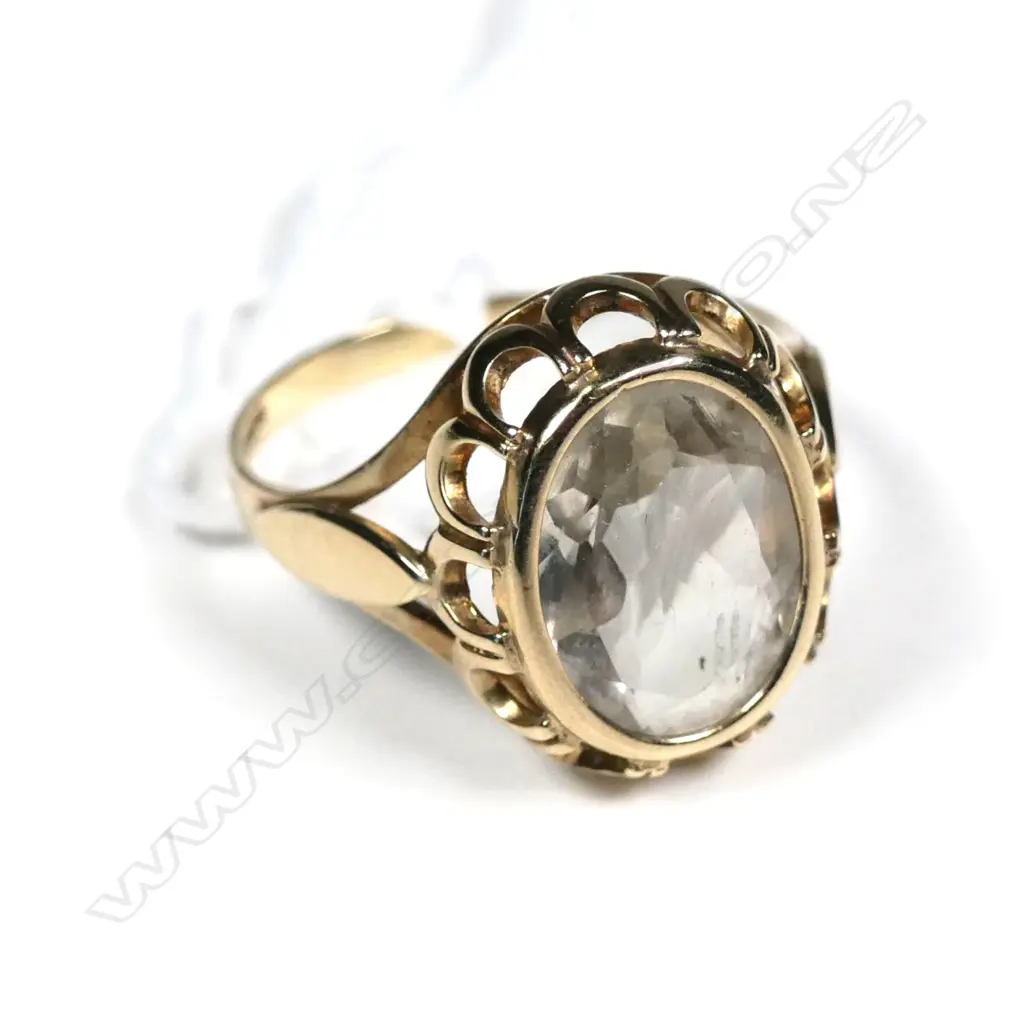 9CT Y/GOLD PALE CITRINE? DRESS RING 3.4gms Image 1++