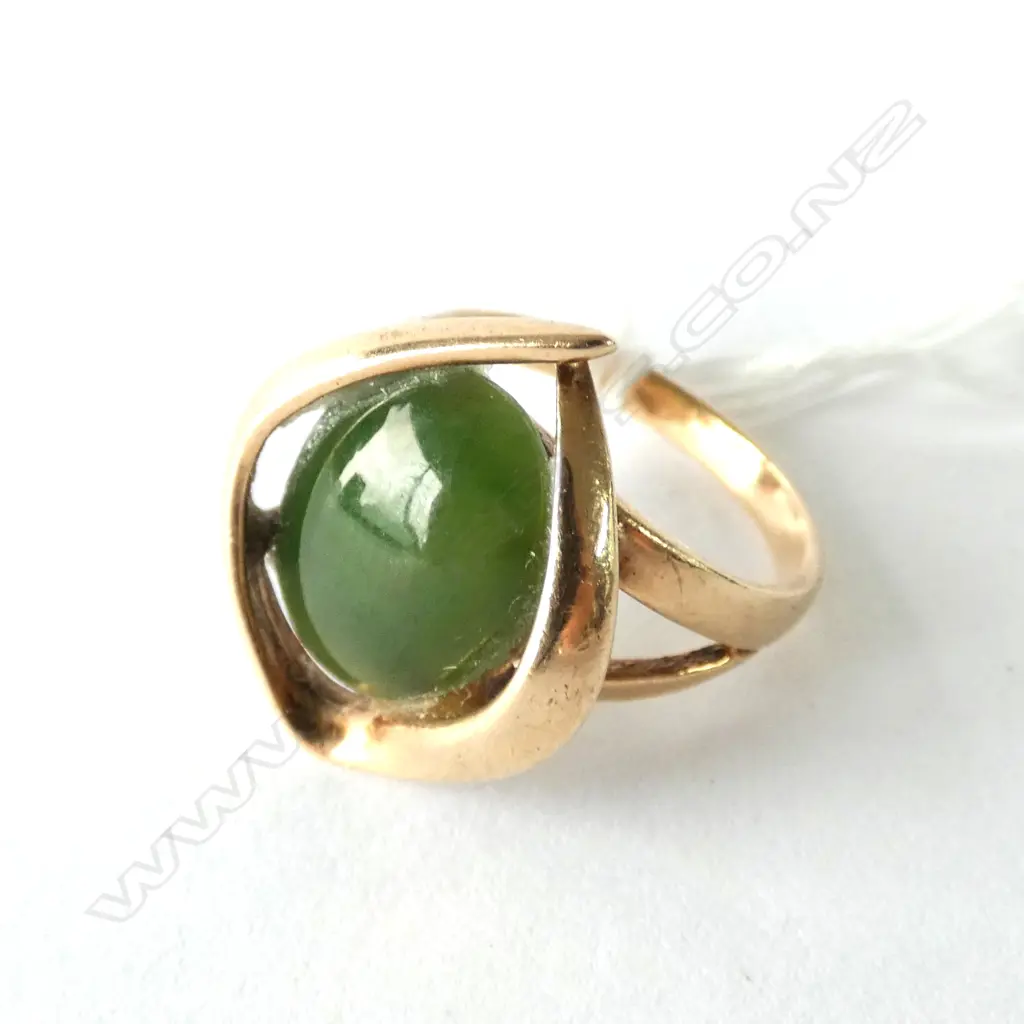 9CT GREENSTONE RING 5.1 GRAMS  Image 1++