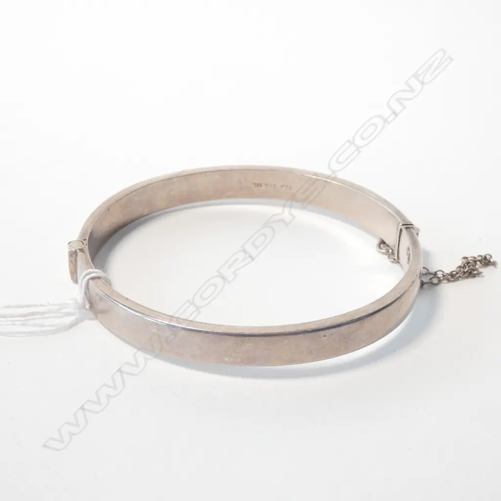 SILVER HALF HINGED BANGLE ENGRAVED Image 1++