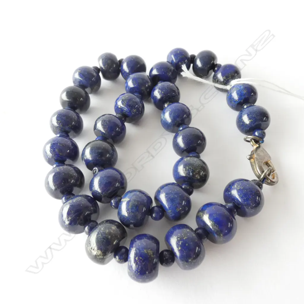 A lapis lazuli necklace Image 1++