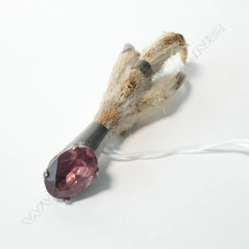SCOTTISH STG SILVER GROUSE CLAW BROOCH Image 1++