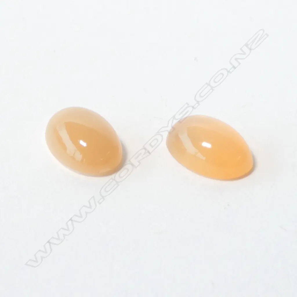 PAIR ORANGE MOONSTONE CABOCHONS - STRONG, CAT'S EYE, 5.6CT EA Image 1++