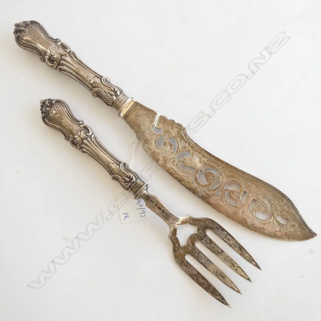 STG SILVER FISH SERVERS B'HAM 1868 254 GRAMS TOTAL L. 330MM Image 1++