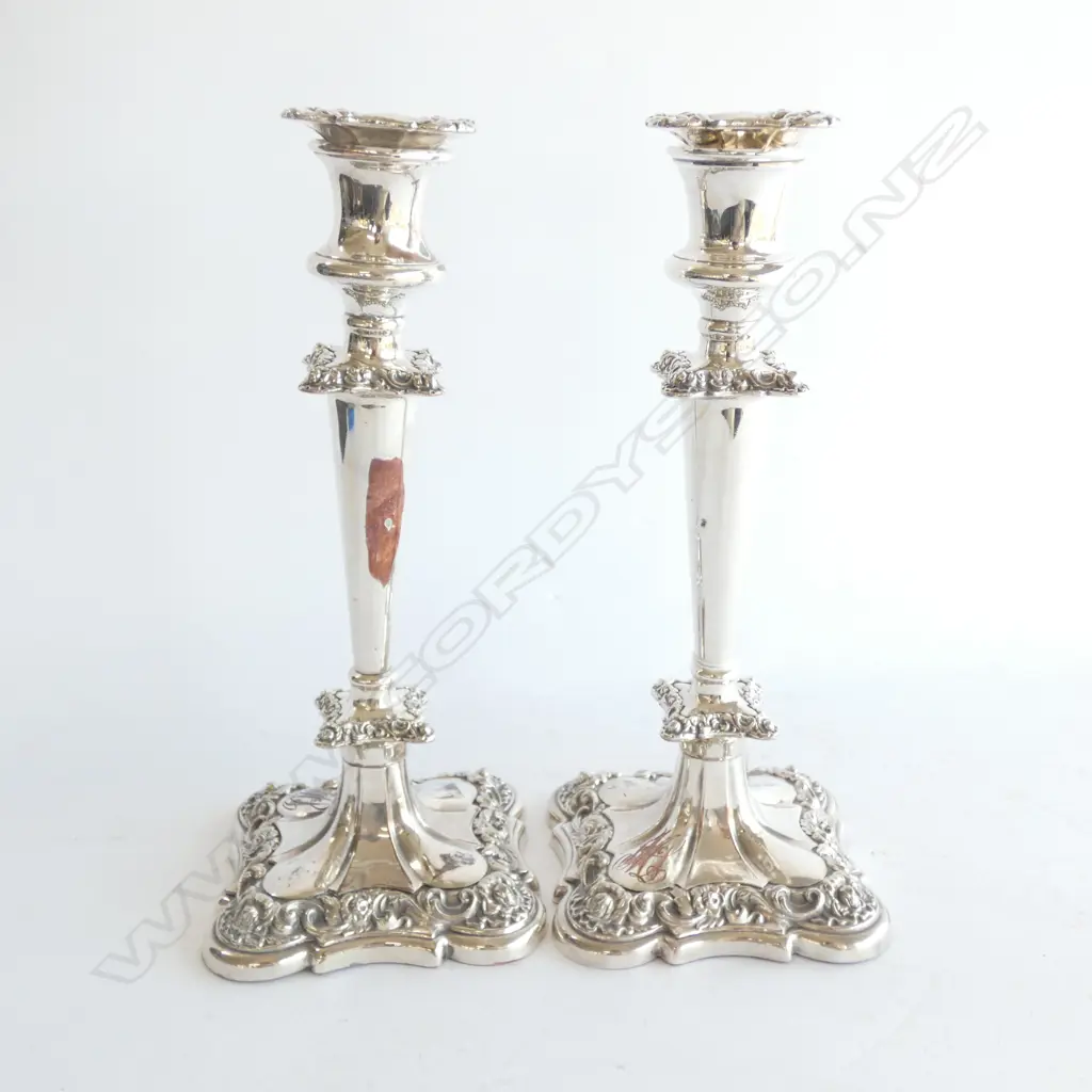 GEORGIAN STYLE SILVER OVER COPPER CANDLESTICKS H. 255MM Image 1++