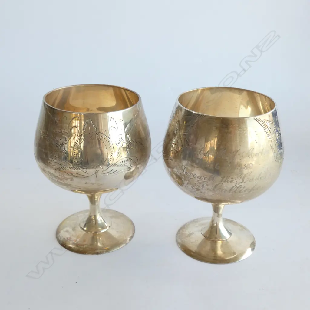 SILVER PLATED TROPHY, ELEPHANT HEAD HANDLES, H. 220MM, 2 CASED ENGRAVED PLATED GOBLETS Image 1++