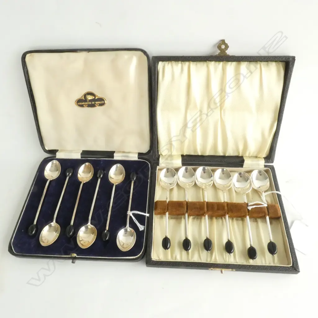 (19645)SILVER COFFEE SPOON SET BOXED + ANOTHER S/PLATE Image 1++