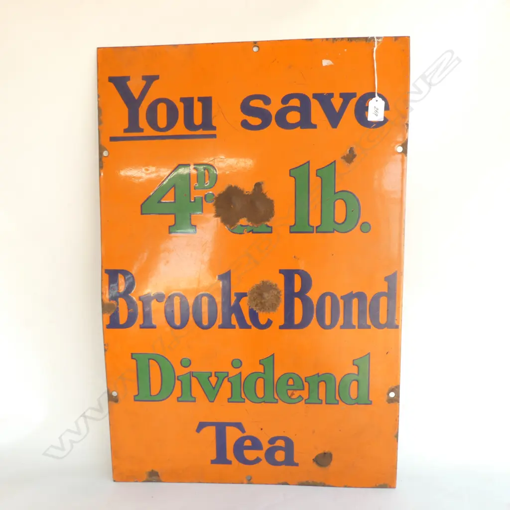 VINTAGE ENAMEL ADVERTISING SIGN  'BROOKE BOND DIVIDEND TEA'  765 X 505MM Image 1++
