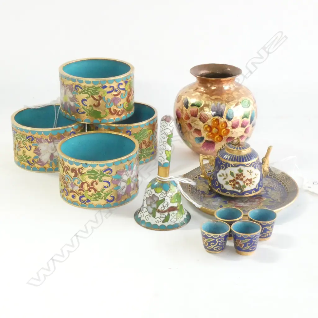 CLOISONNE; 4 NAPKIN RINGS,  MINIATURE BELL (H.62MM) MINIATURE TEASET ON TRAY & COPPER PAINTED VASE H.70MM Image 1++