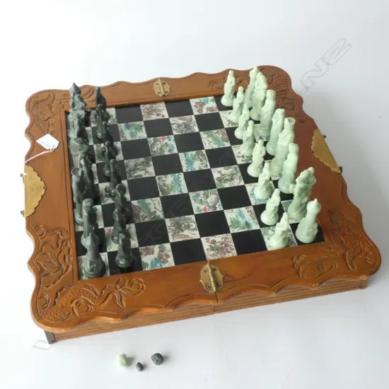 ORIENTAL CHESS SET, COMPLETE, 3 RESIN PCES AF