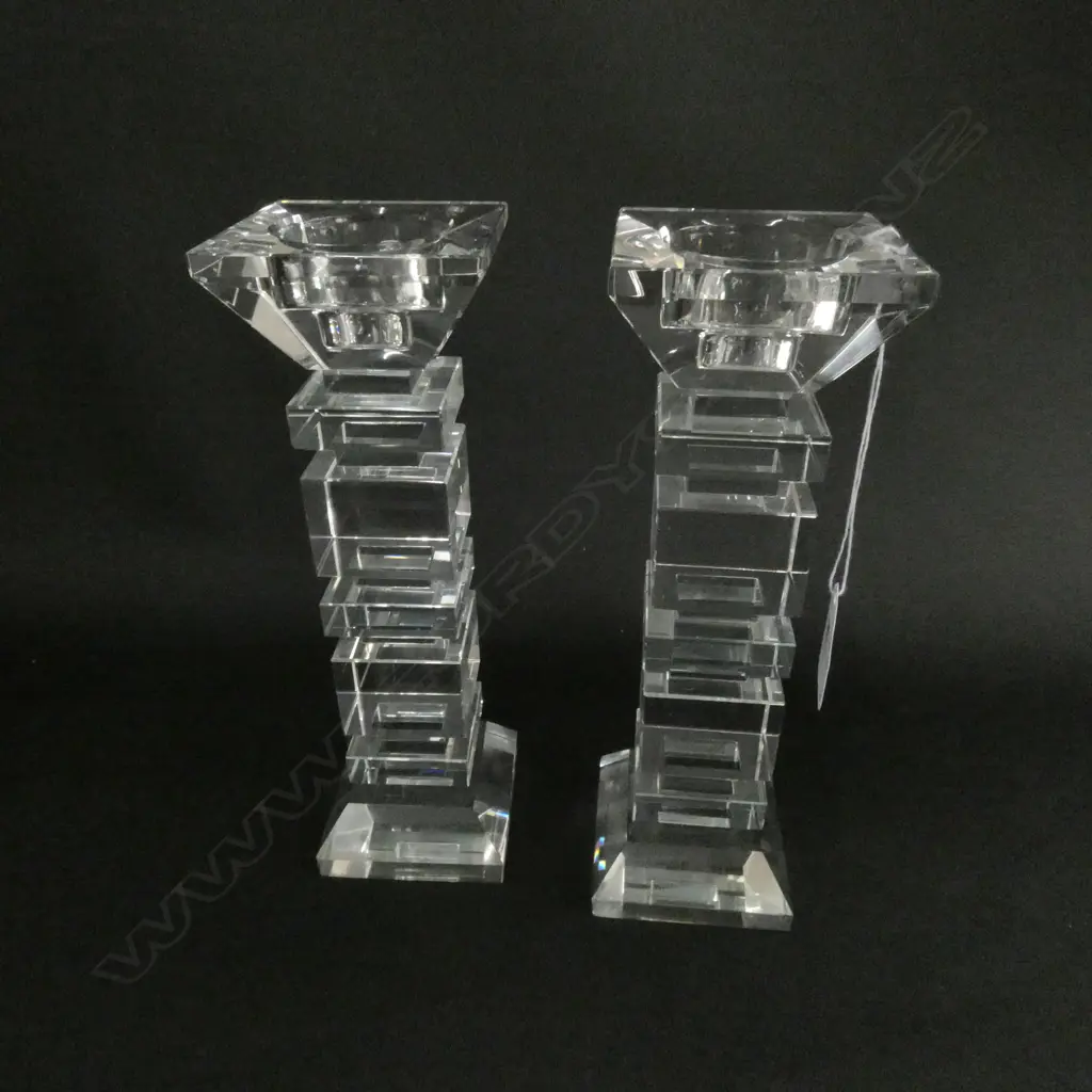 A PAIR OF MODERNIST CUBIST GLASS CANDLESTICKS H.200mm Image 1++