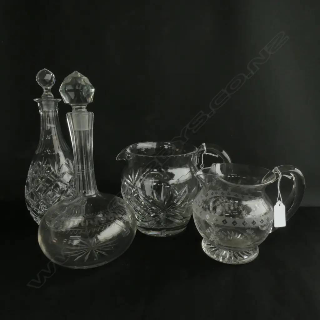 2 CRYSTAL DECANTERS + 2 JUGS  Image 1++