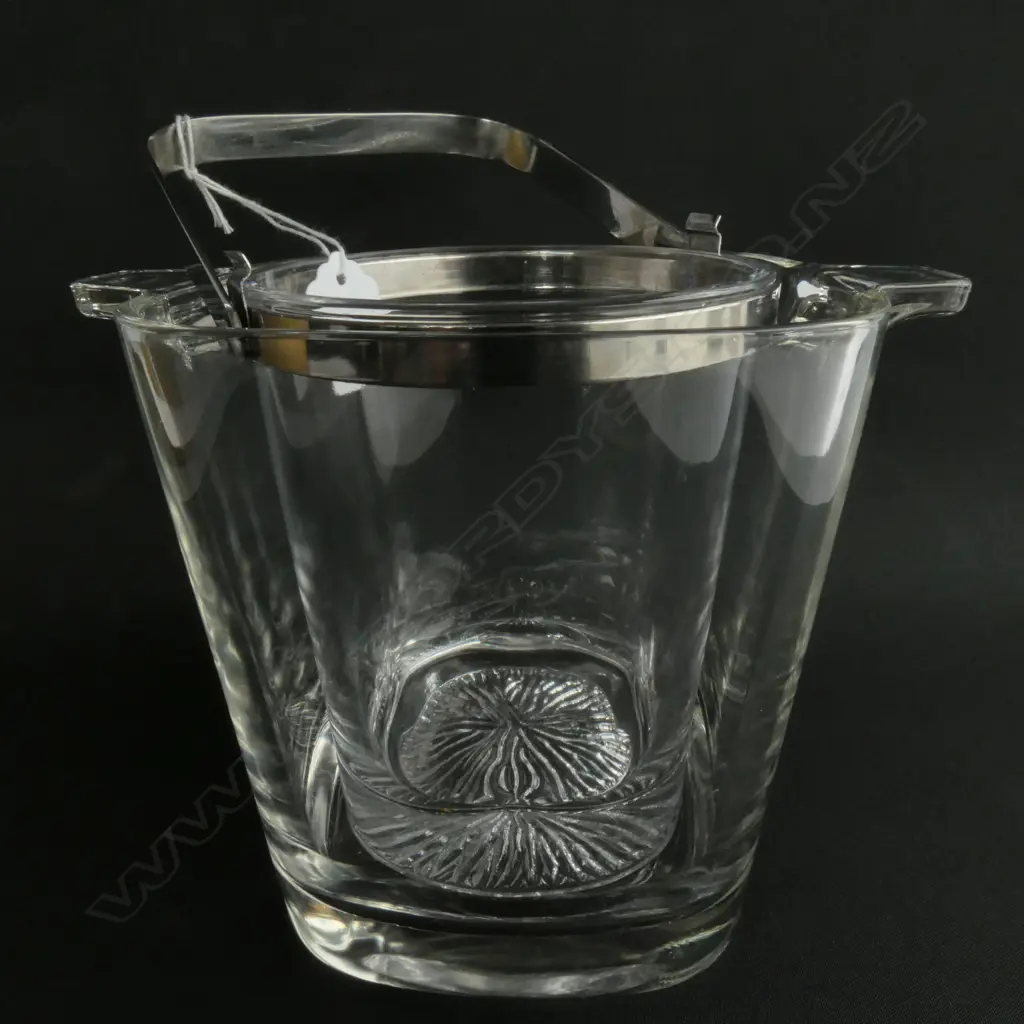 SET OF 8 TUMBLERS & ICE BUCKET MANNER OF IITALA FINLAND + 1 OTHER Image 1++