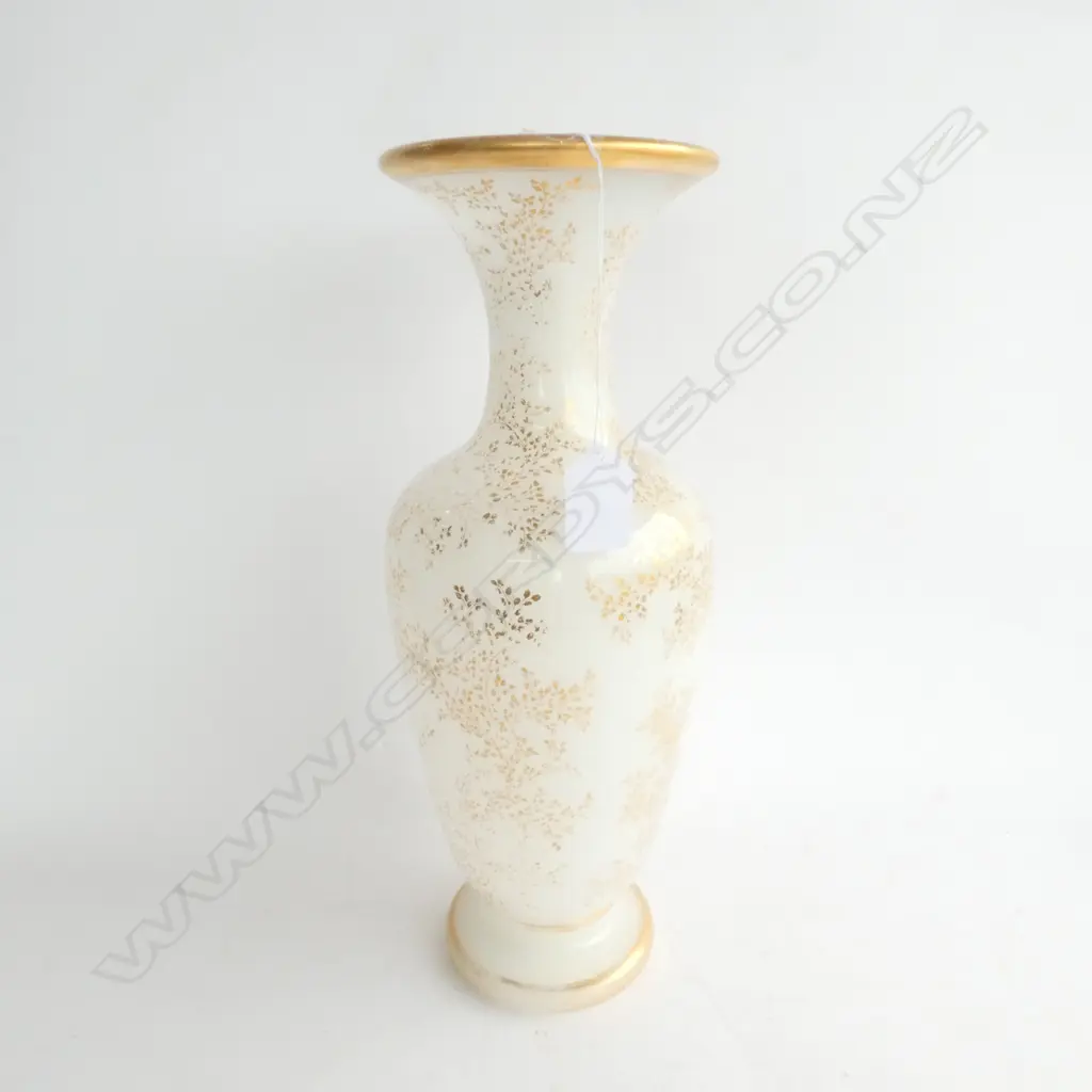 HEAVY MILK GLASS VASE WITH GOLD GILT LEAF DECORATION, H. 350MM Image 1++
