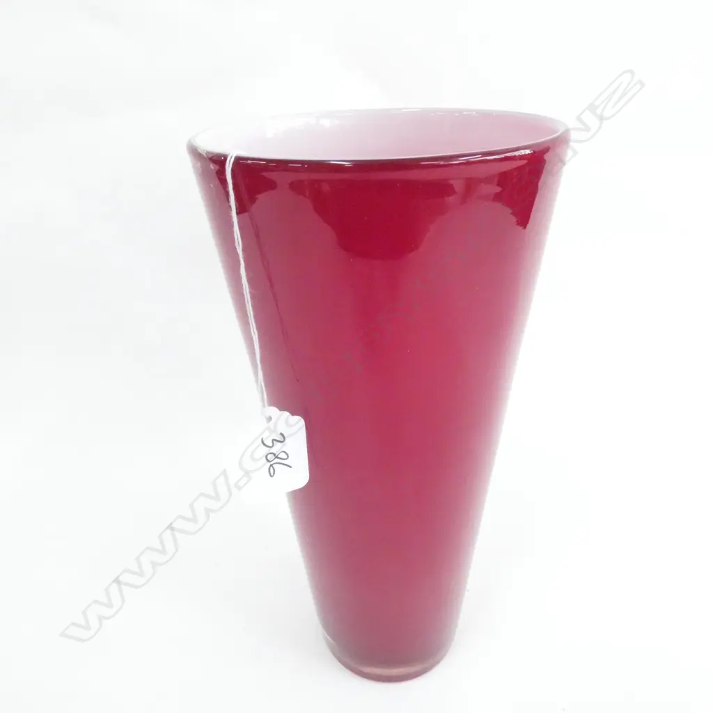 RUBY ART GLASS VASE 255mm Image 1++