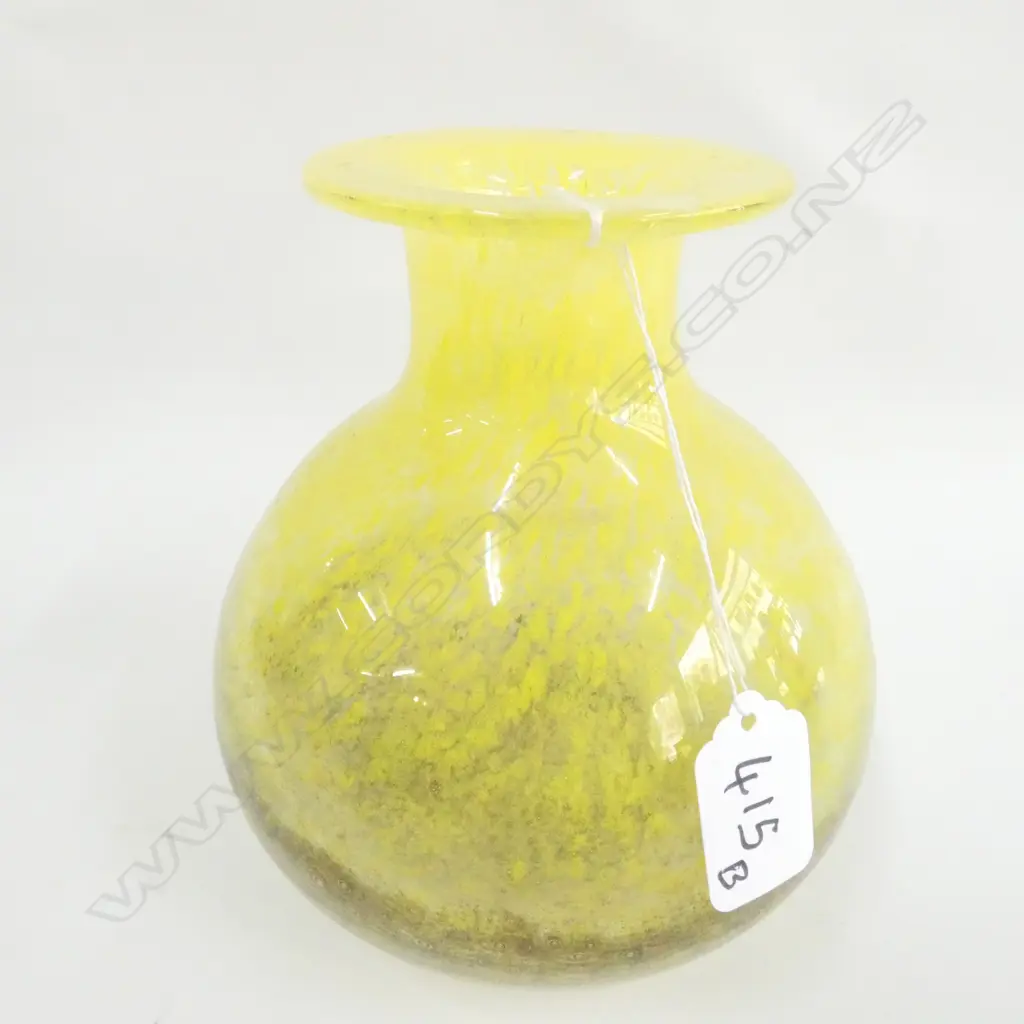 EKENAS GLASS, J.O. LAKE GLASS VASE. SIGNED ON BASE. H. 180MM Image 1++