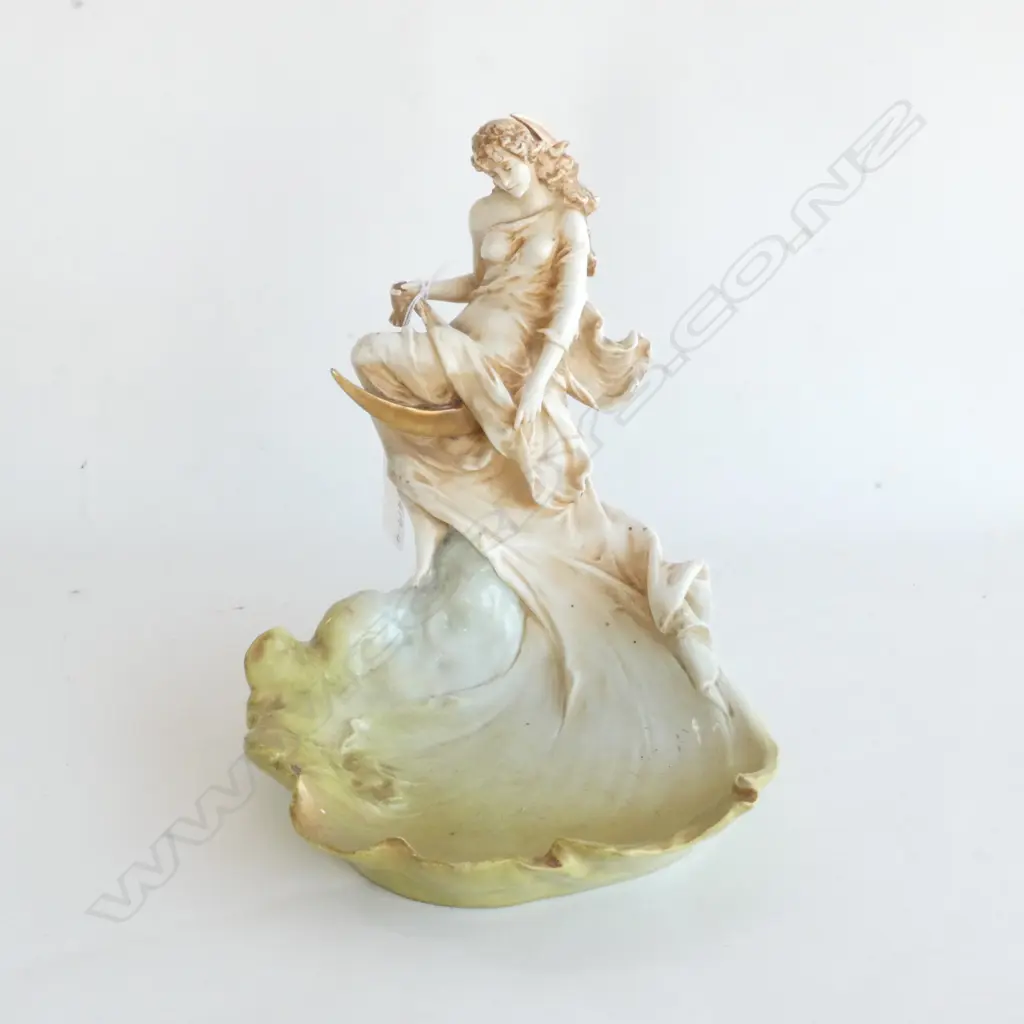 ART NOUVEAU MOON GODDESS WITH DISH, H. 215MM  Image 1++