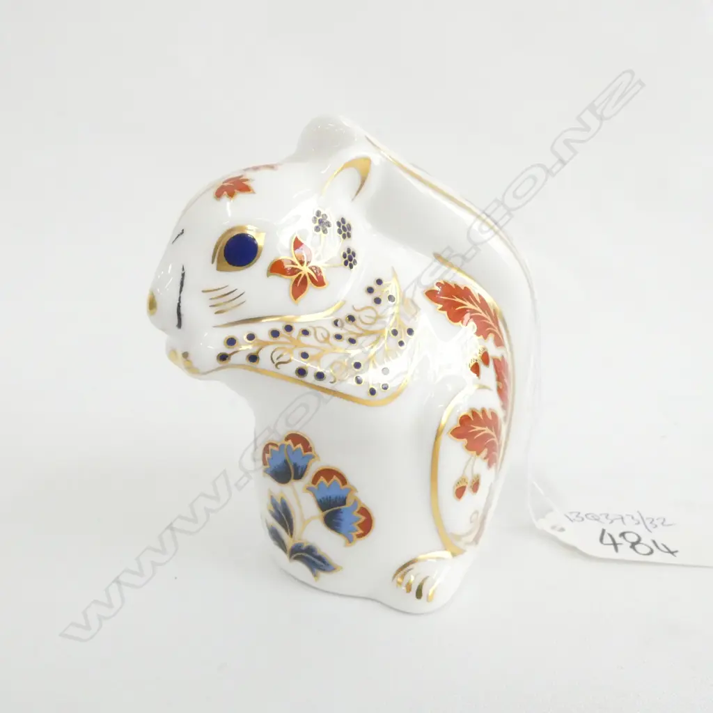 ROYAL CROWN DERBY SQUIRREL PAPERWEIGHT H 100MM C 1970/80 Image 1++