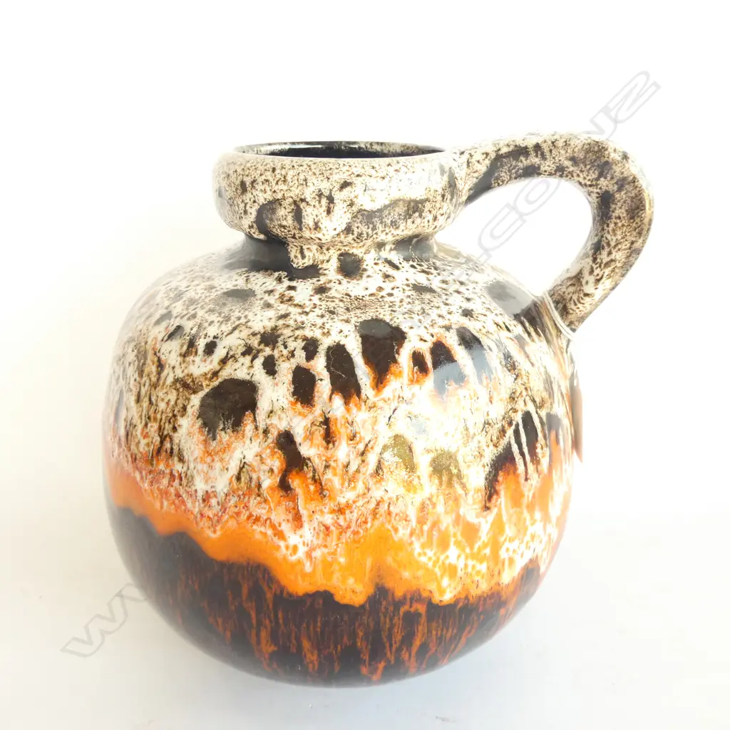 BLUE MOUNTAIN POTTERY APOLLO JUG, ORANGE DRIP, H. 245MM Image 1++