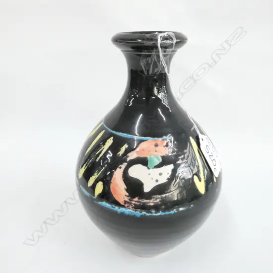 PETER LANGE POTTERY VASE. H. 230MM