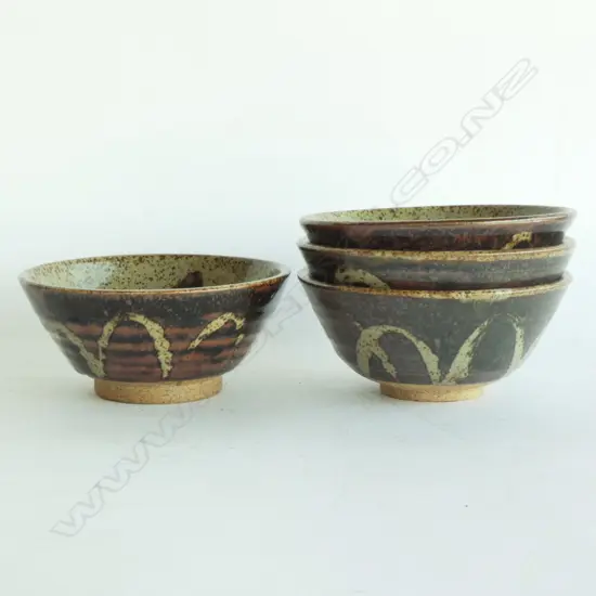4 STAMPED STUDIO POTTERY STONEWARE BOWLS 130MM DIA 