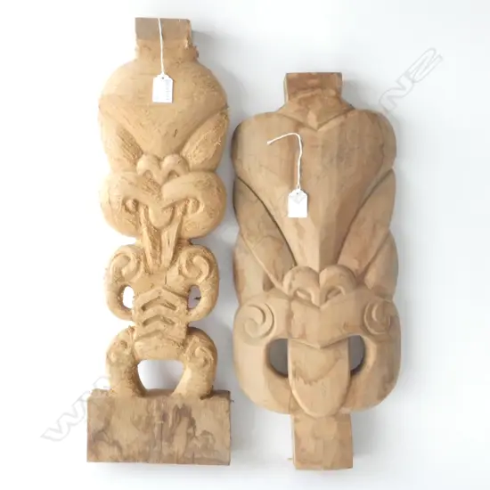 2 BRYAN MCCURRACH CARVED WOODEN MAORI FIGURES BOTH UNFINISHED H. 565MM