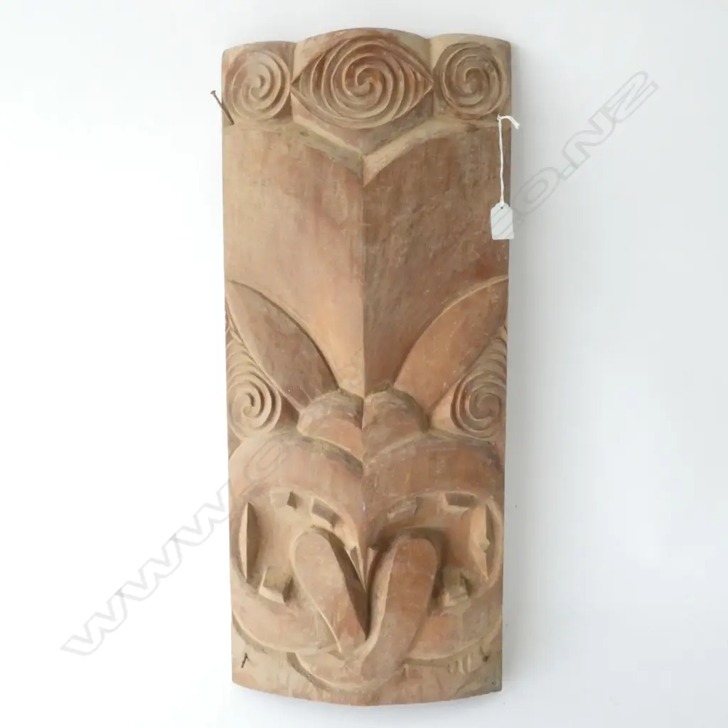 BRYAN MCCURRACH MAORI CARVED WOODEN FACE PANEL 655 X 280MM Image 1++