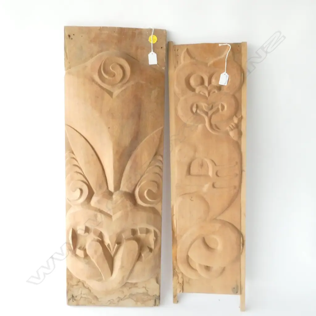 BRYAN MCCURRACH MAORI CARVED WOODEN FACE ON BOARD 865 X 300MM AF + TANIWHA PANEL L. 830M Image 1++