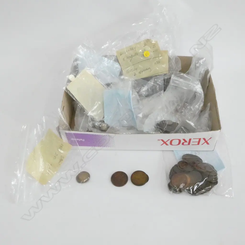 COLLECTION VINTAGE WORLD COINS  Image 1++