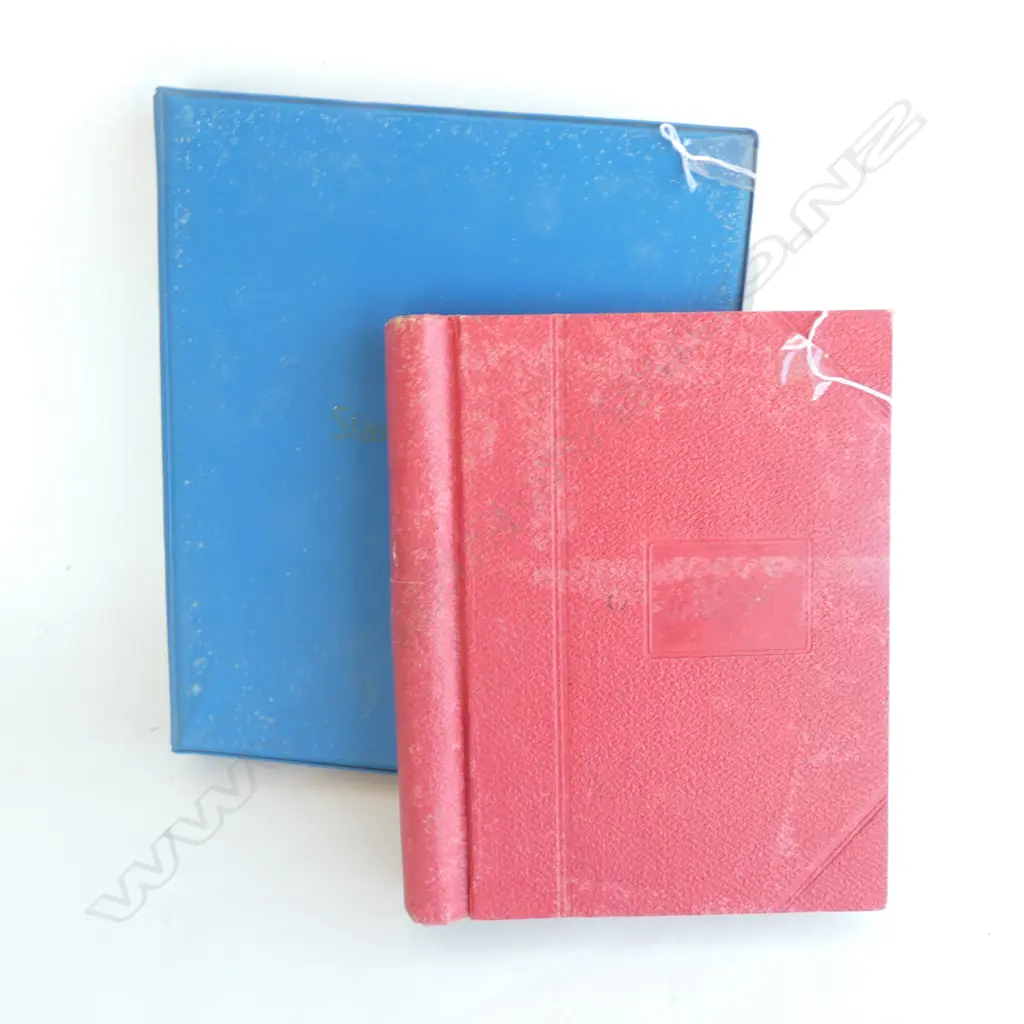 2 ALBUMS OF STAMPS; MAINLY NZ, PLUS CHINA, UK, ETC.  Image 1++