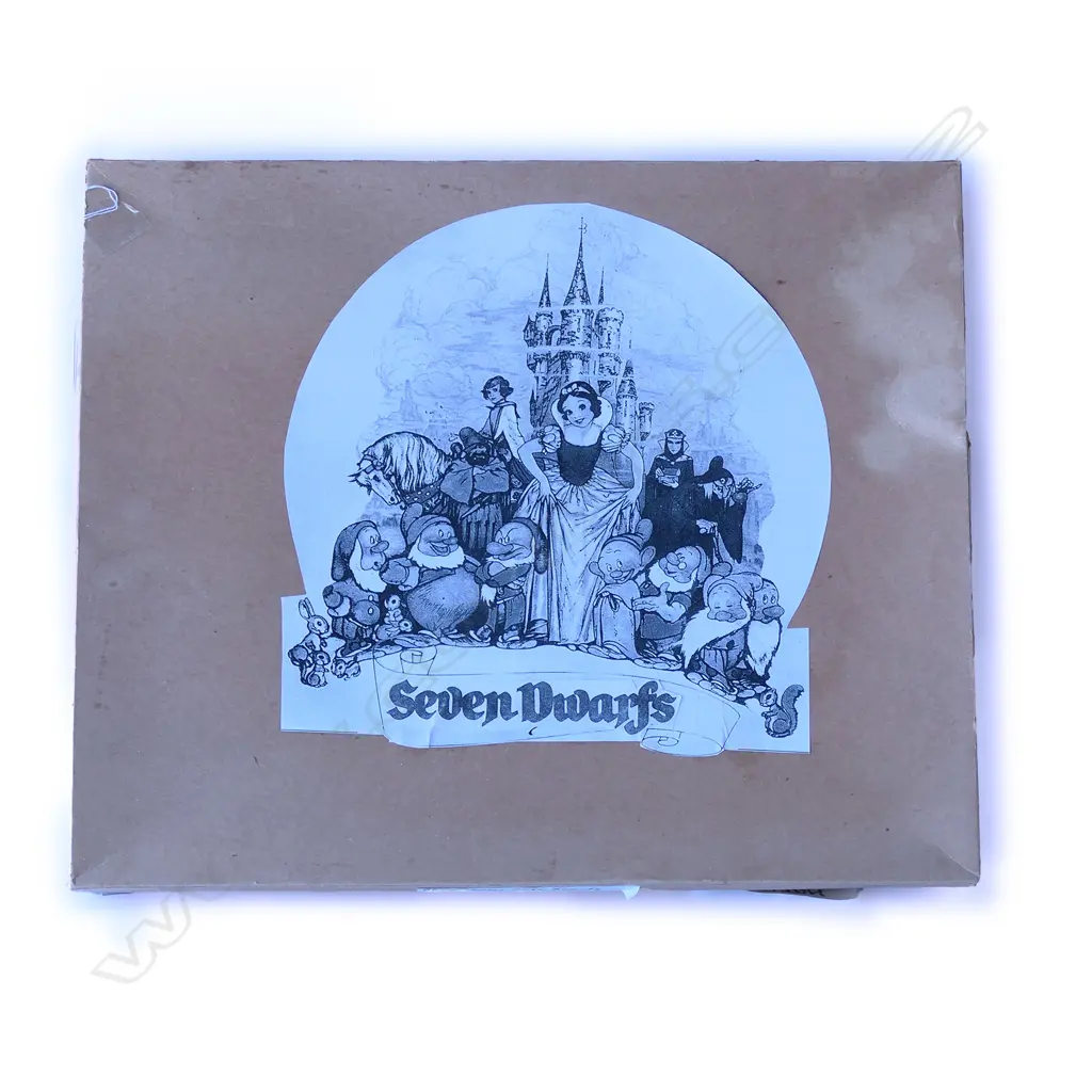 SNOW WHITE & THE SEVEN DWARVES (APPLAUSE & CHAD VALLEY BRANDS) Image 1++