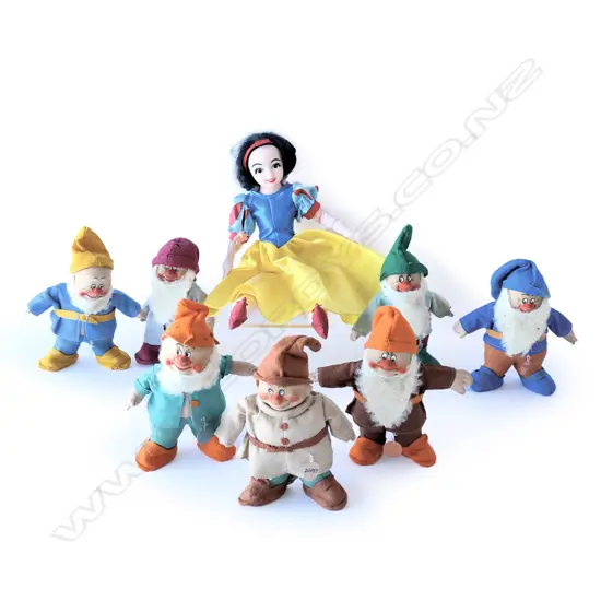 SNOW WHITE & THE SEVEN DWARVES (APPLAUSE & CHAD VALLEY BRANDS)