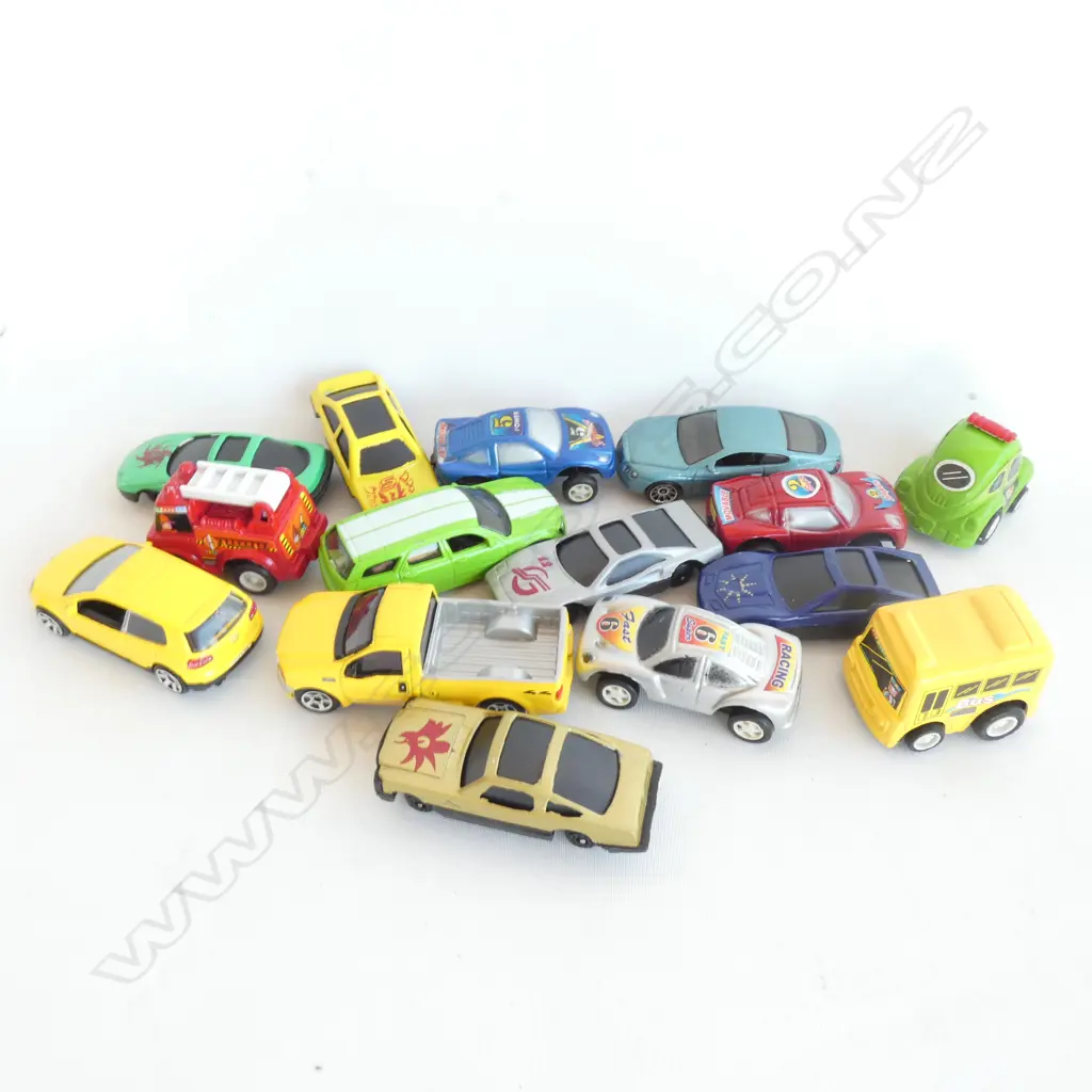 ASST. MODEL CARS  Image 1++