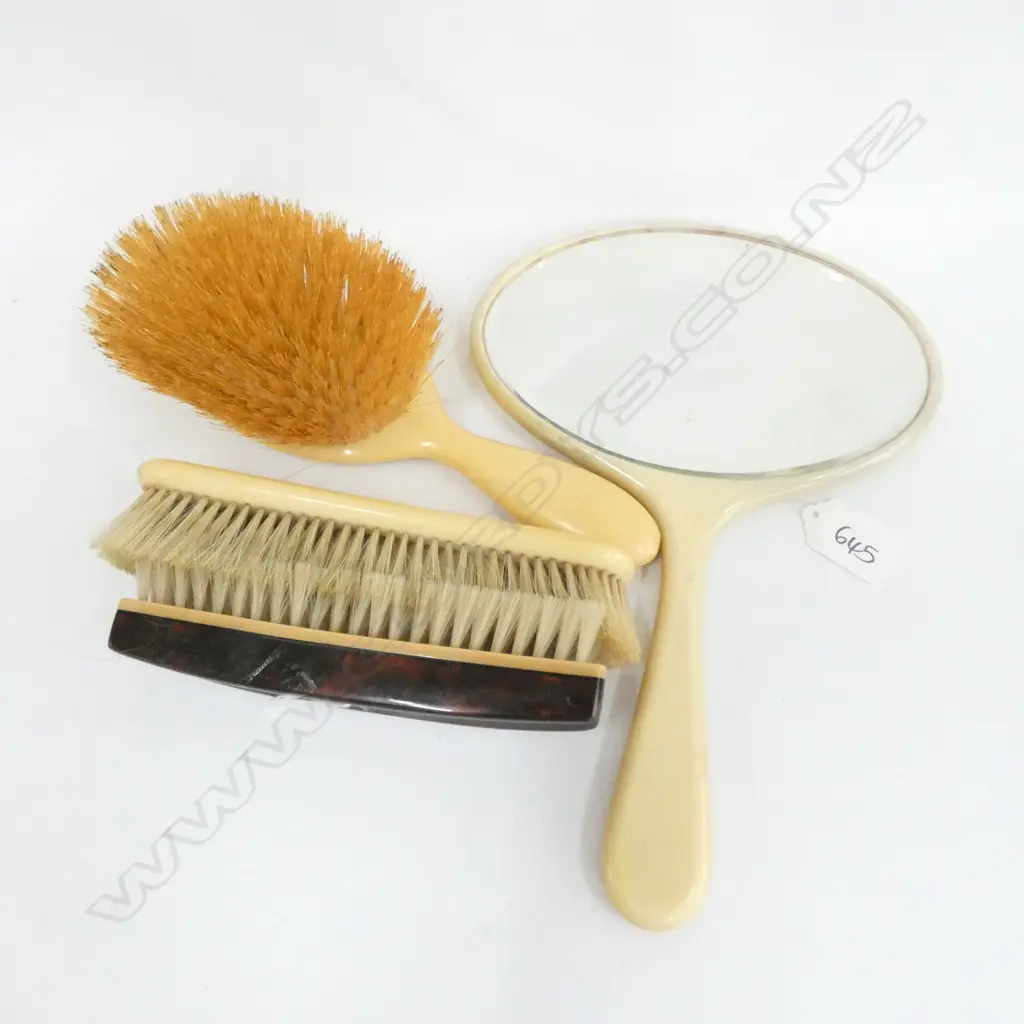 IVORINE BRUSHES /MIRROR + ONE Image 1++