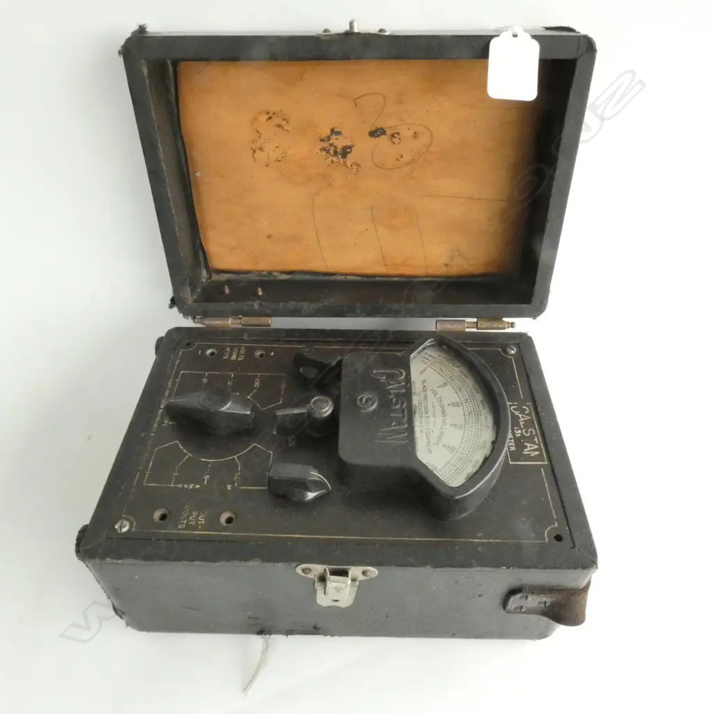 OLD MICROSCOPE, MICRO PROJECTOR AND OLD MULTI METER Image 1++