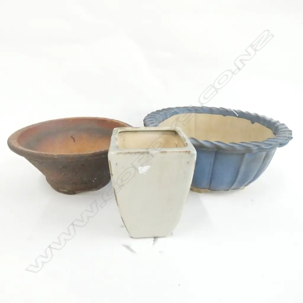 THREE BONSAI POTS, LARGEST DIA. 250MM Image 1++