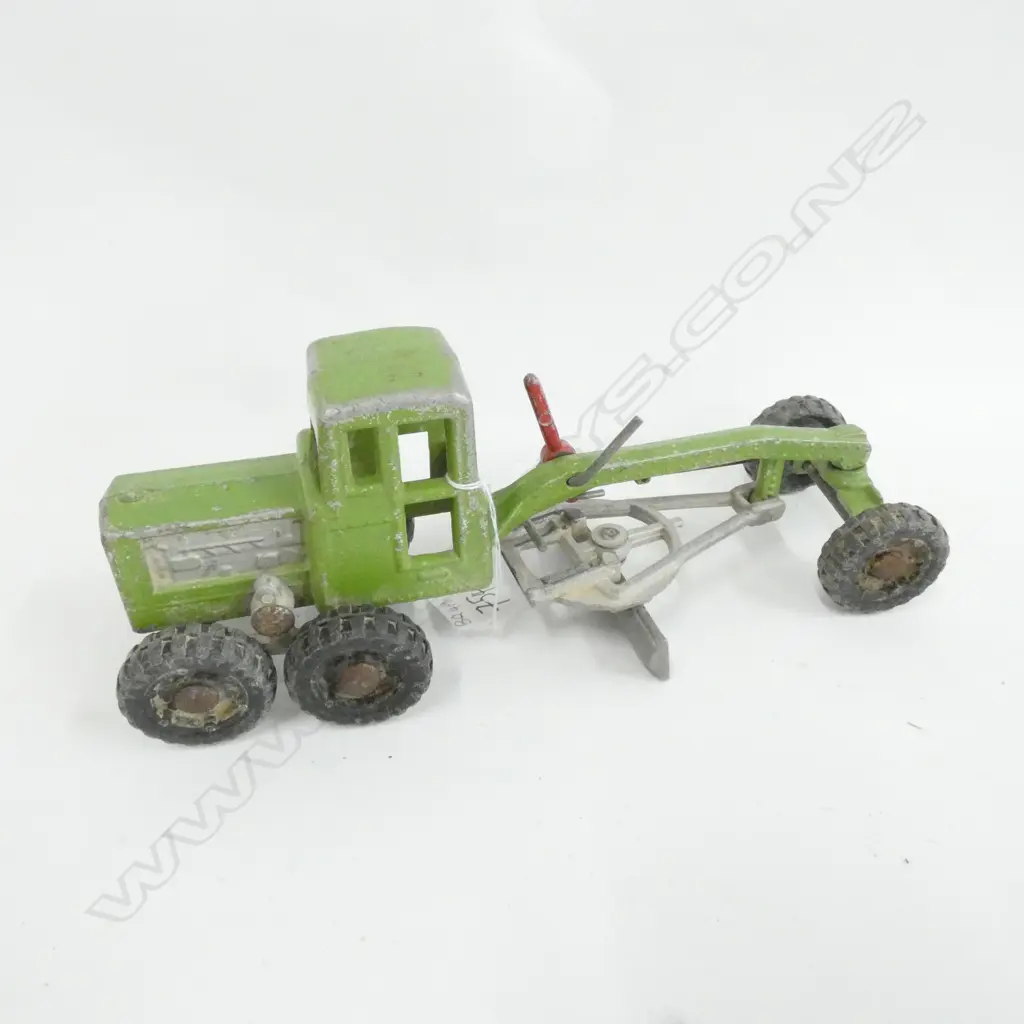 FUN HO DIE CAST GRADER #803 Image 1++