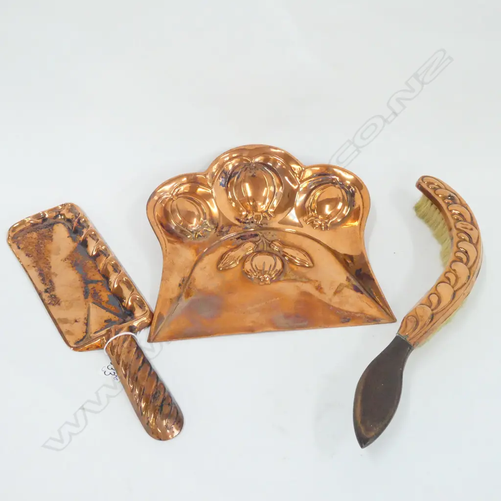 3 PC COPPER SET;  FIRE BRUSH & TWO PANS Image 1++