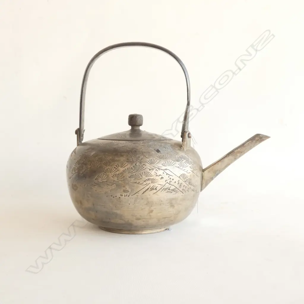 VINTAGE JAPANESE WHITE METAL TEAPOT BLOSSOM ENGRAVED, H.190MM Image 1++