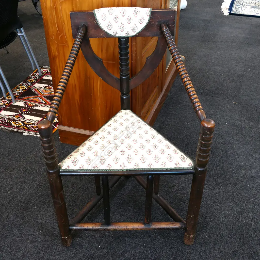EARLY 1900s BOBBIN TURNED CHAIR Image 1++