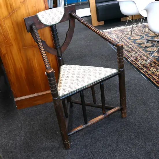EARLY 1900s BOBBIN TURNED CHAIR
