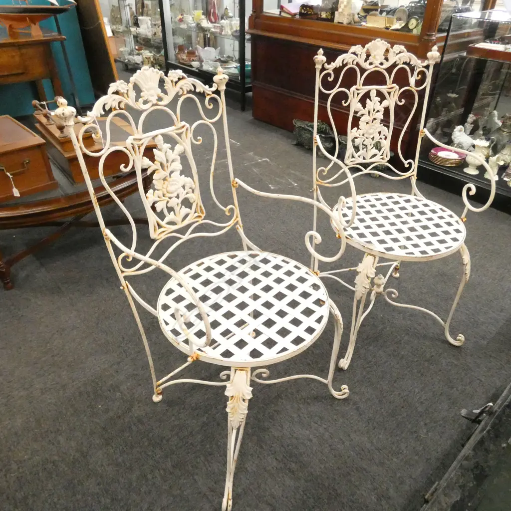 PR FRENCH WHITE PAINTED METAL GARDEN CHAIRS H. 1030MM Image 1++