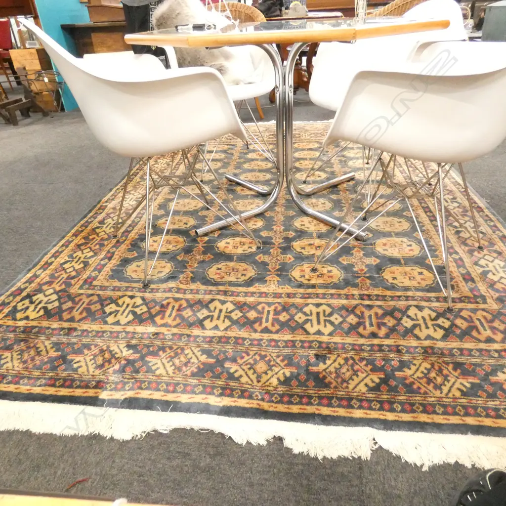 WOOL PILE RUG 1600 X 2300MM Image 1++